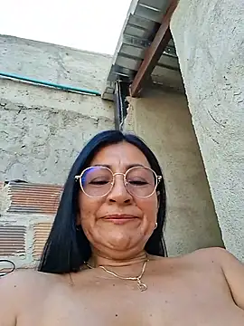 maturexxxnaughty stripchat live cam model