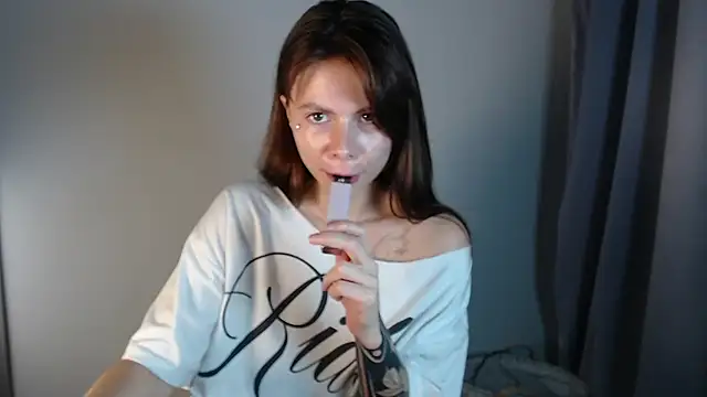 BellaAbey stripchat live cam model