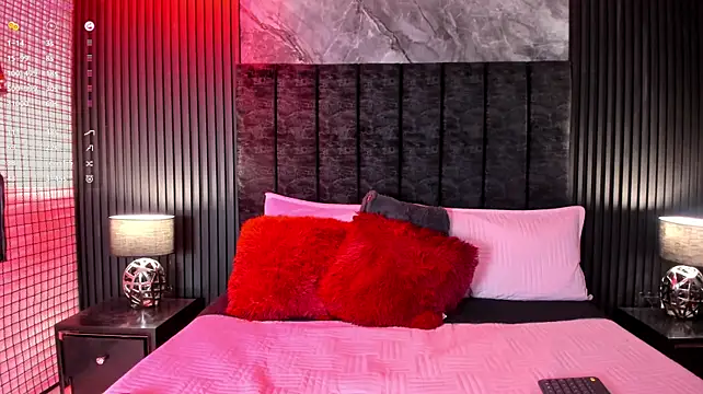 BDSM-DOLL stripchat live cam model