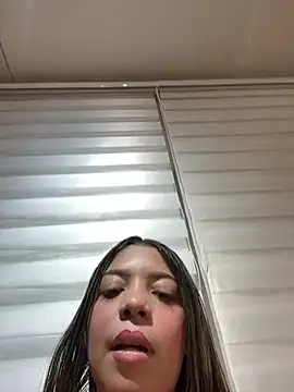 AdaPink_ stripchat live cam model