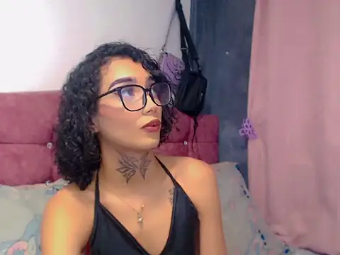 Dary_Bloom stripchat live cam model