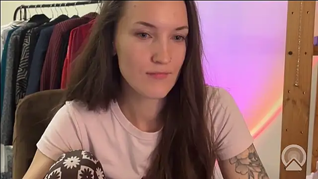 Vaneliay stripchat live cam model
