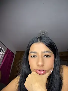 eva_roseee stripchat live cam model