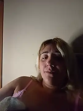 Manuzinha2209 stripchat live cam model