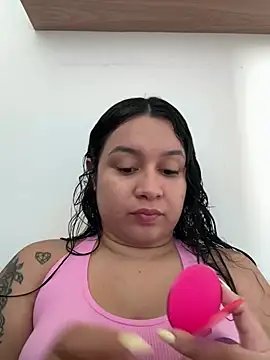 Pretty_Isadora stripchat live cam model