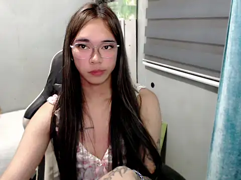 miatrixs stripchat live cam model