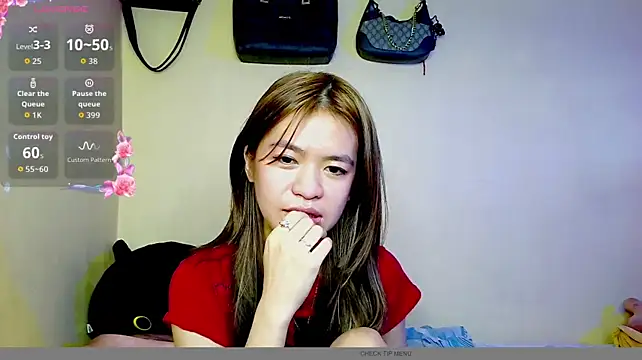 Luna_Moonfang stripchat live cam model