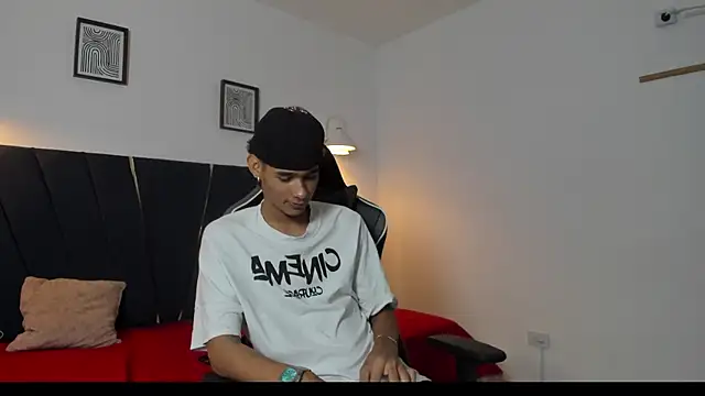 kenix_cum23 stripchat live cam model