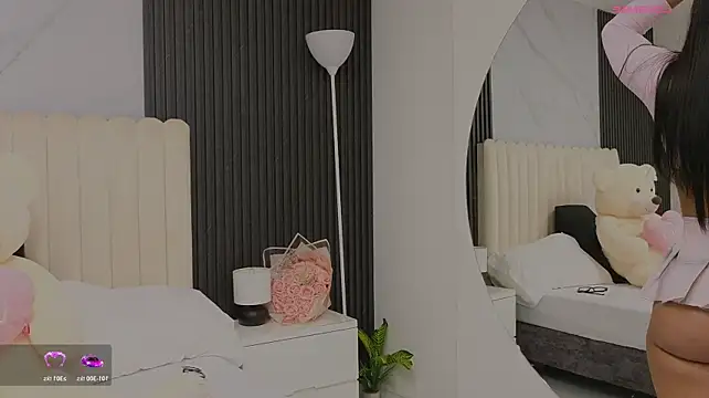 Madiee_Rhea stripchat live cam model