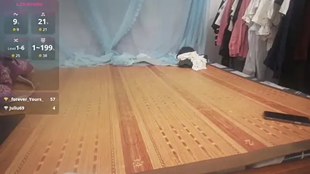 Owe_chan stripchat live cam model
