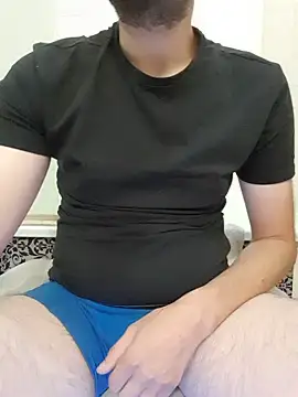 80julien stripchat live cam model