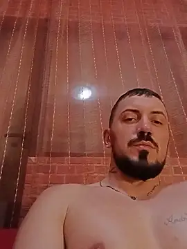 DoubleTroubleY stripchat live cam model