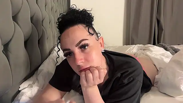 riri_bstvx stripchat live cam model