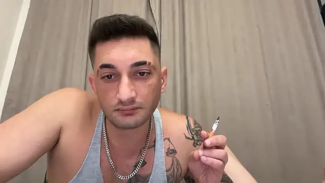 SARSILMAZ_HOME stripchat live cam model