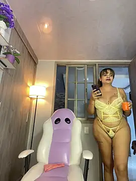 Vanesa_novvoa stripchat live cam model