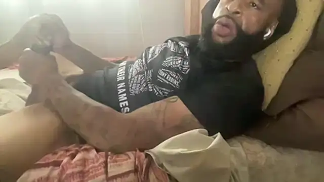 ANAKONDA_KIING stripchat live cam model