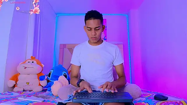 dilan_alfonzo stripchat live cam model