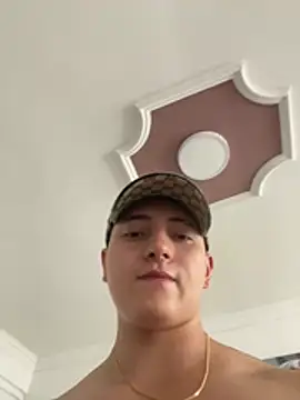Zack_Miller24 stripchat live cam model