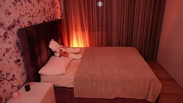 ChloeSpark stripchat live cam model