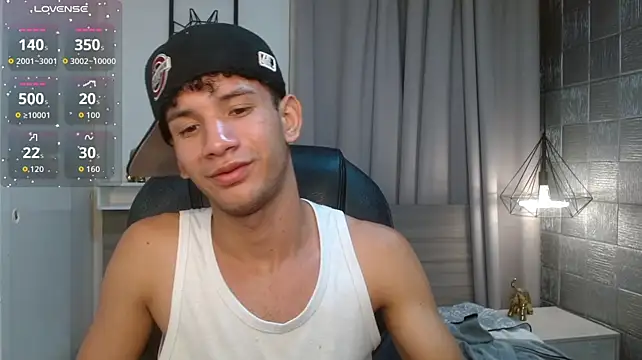 JDWhite18 stripchat live cam model