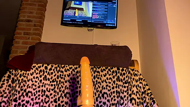 sweet_ass_dutchy stripchat live cam model