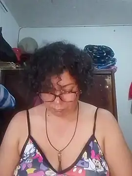 Pupi-Lanegra stripchat live cam model