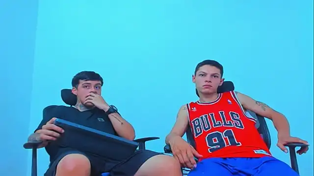 Thomas-Wil stripchat live cam model