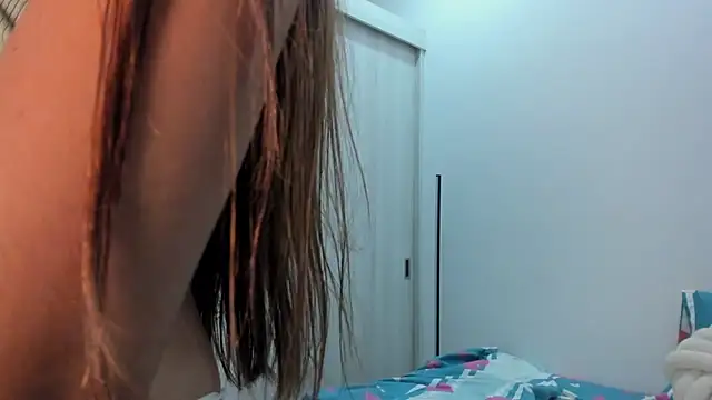 amy_innocent_1 stripchat live cam model