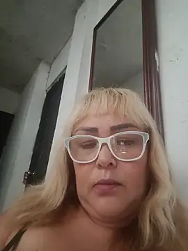 Ana202610 stripchat live cam model