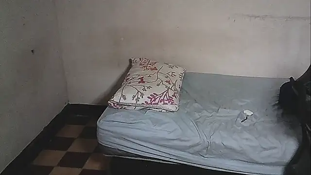 SunBlackCock stripchat live cam model