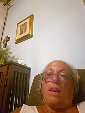 gianbragallini stripchat live cam model