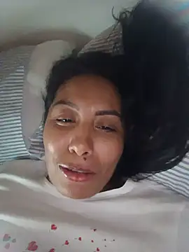 LizaLorini stripchat live cam model