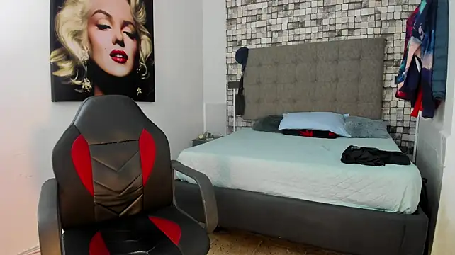 Juan_123__ stripchat live cam model