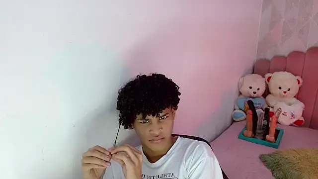 MatewHottxxx stripchat live cam model