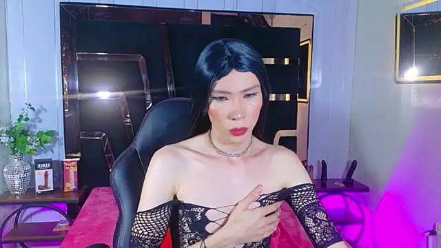 Thamara_Robertss stripchat live cam model