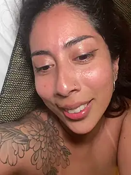 O-Enjoyer stripchat live cam model