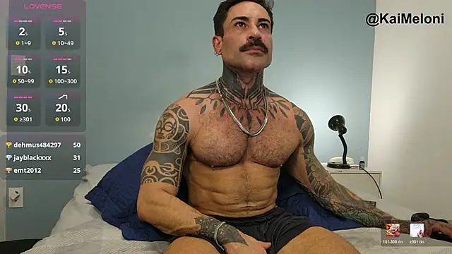kaimeloni stripchat live cam model