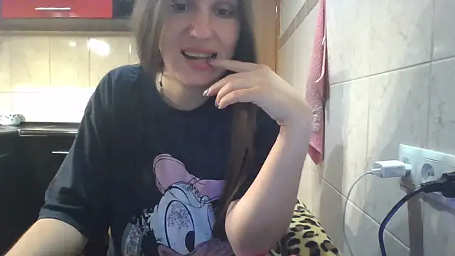 Lacmi30 stripchat live cam model