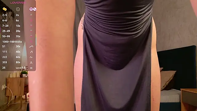 little_poetryyy stripchat live cam model