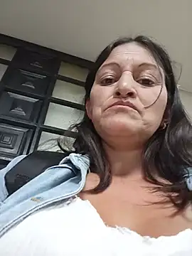 SAMMY_30- stripchat live cam model