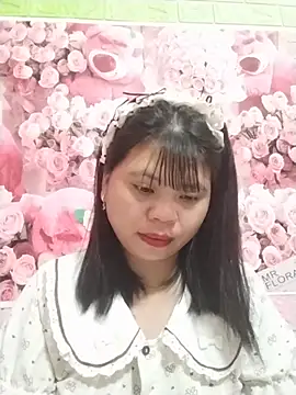 Xuka_lyss stripchat live cam model
