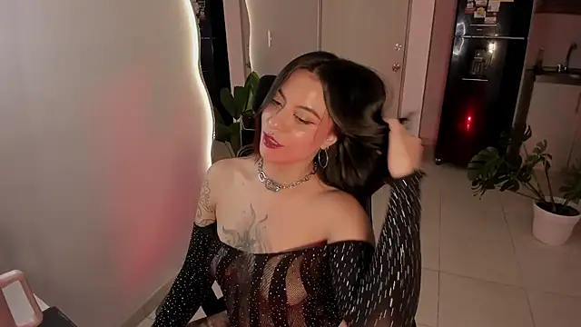 itsjade stripchat live cam model