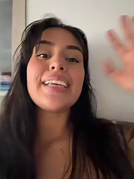 CamilaOrtiz_ stripchat live cam model