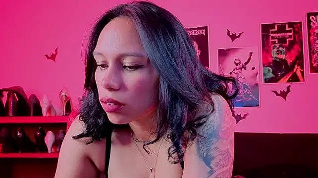 lilith-deveraux stripchat live cam model