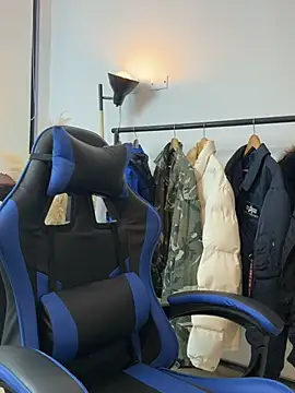 DimitriSullivan_ stripchat live cam model