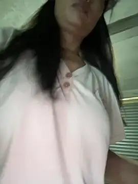 cmvoo stripchat live cam model