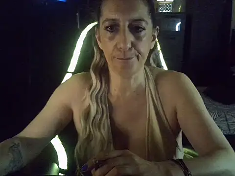 la-fee-pas-chier stripchat live cam model