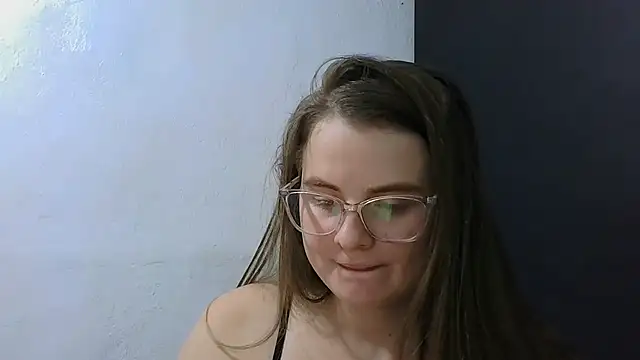 HellenMiyer1111 stripchat live cam model