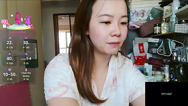 sallycui stripchat live cam model