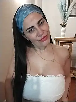 FabiRami stripchat live cam model